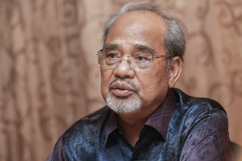 The Court of Appeal has ordered former Pasir Salak Member of Parliament (MP) Datuk Seri Tajuddin Abdul Rahman to pay costs totalling RM120,000 to Shah Alam MP Khalid Abd Samad and KiniTV Sdn Bhd. — Picture By Farhan Najib