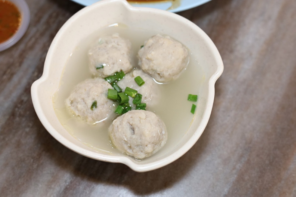 Signature fish balls are handmade using fish paste, pork and dried cuttlefish