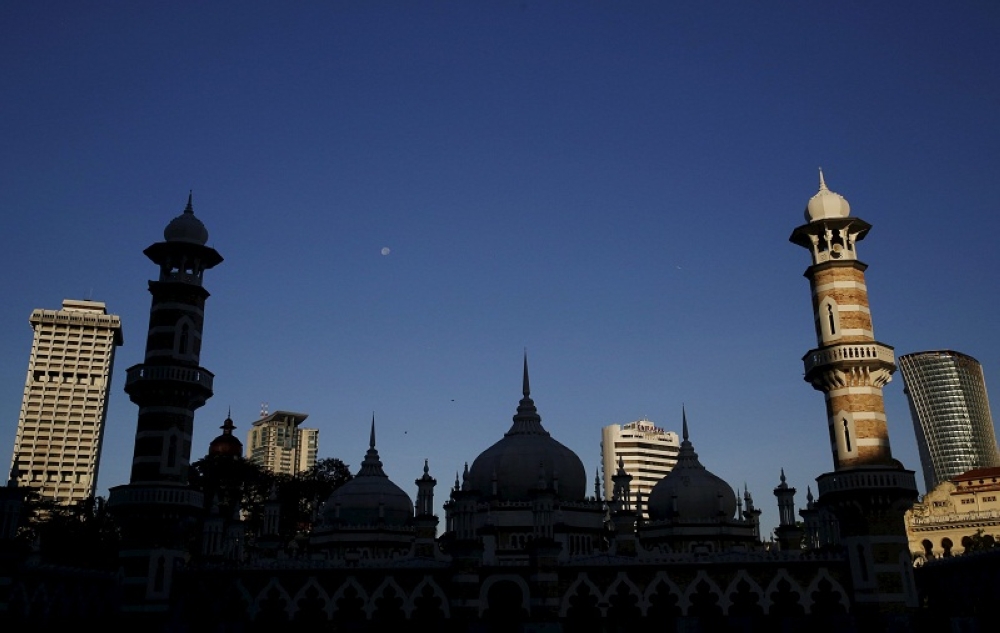 MAIPs wanted to take Loh’s son to a mosque within 10 kilometres of his house for Friday prayers, and to bring all three children to celebrate major Islamic occasions at any mosque, surau or government venue within 10 kilometres of their house. — Reuters pic