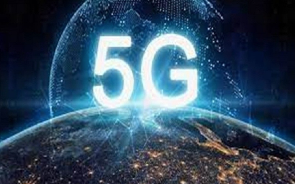 DNB is currently the sole holder of Malaysia’s 5G spectrum, set to achieve 80 per cent coverage by end-2023, from 50 per cent at end-2022. — Bernama pic