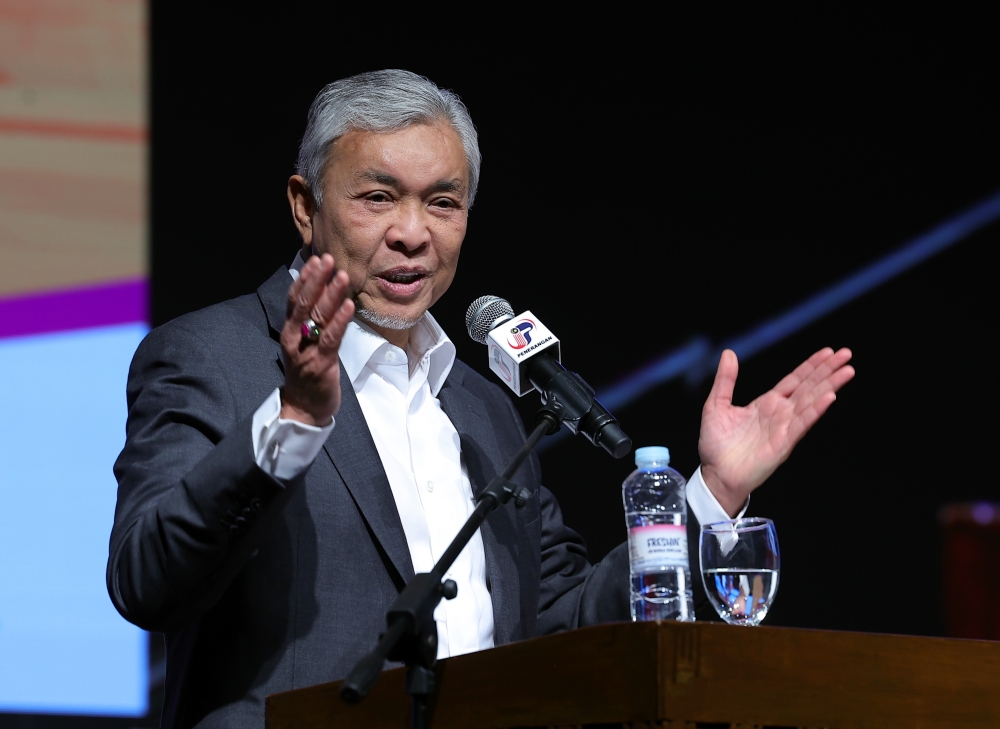 Ahmad Zahid, who is also the National TVET Council Committee chairman, said that in Budget 2024, professional training skills are given one of the priorities to create new sources of employment. — Bernama pic 