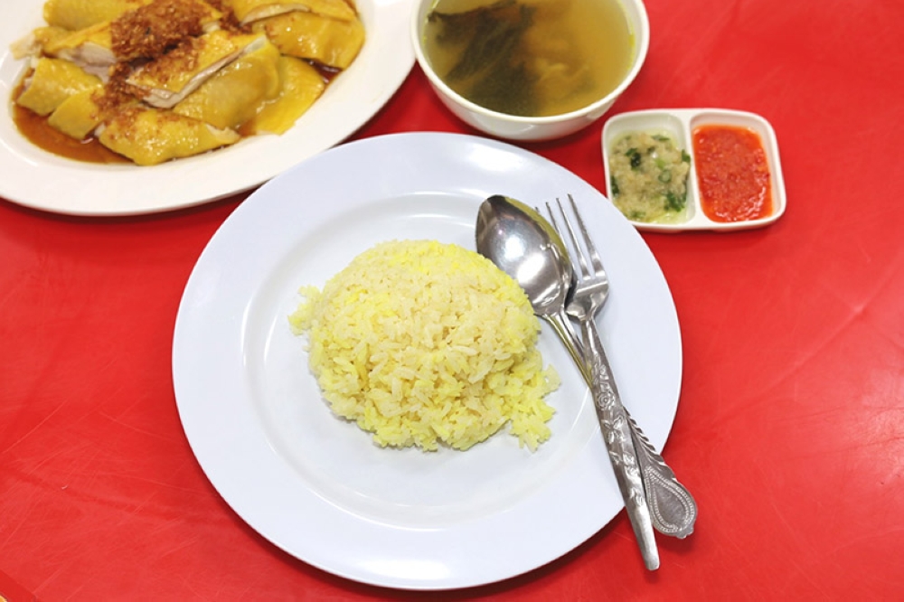 The rice here is flavourful and comes in separate, plump grains