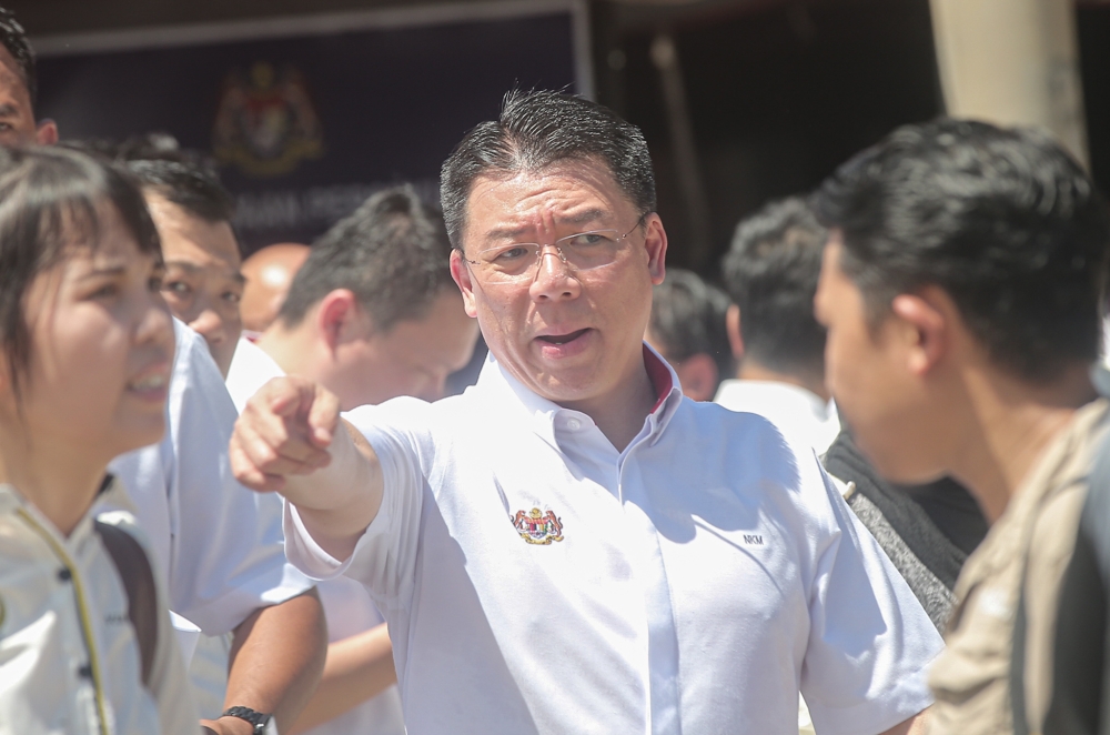 Local Government Development Minister Nga Kor Ming on his working visit to the Sungai Siput parliamentary constituency under the Ministry’s Program Sentuhan Kasih. — Picture by Farhan Najib