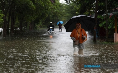 Fire and Rescue Dept to deploy rapid action teams to face monsoon floods nationwide