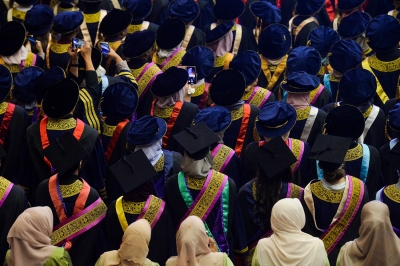 Higher Education Ministry offers 24,500 study places at polytechnics, community colleges and UiTM at Madani Govt One Year Anniversary Programme 