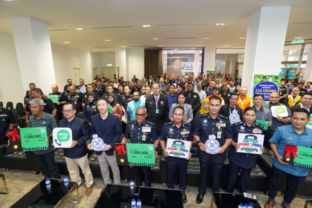 Government agencies, financial institutions and partners showing support during the Scam Free Malaysia Carnival. — SoyaCincau pic