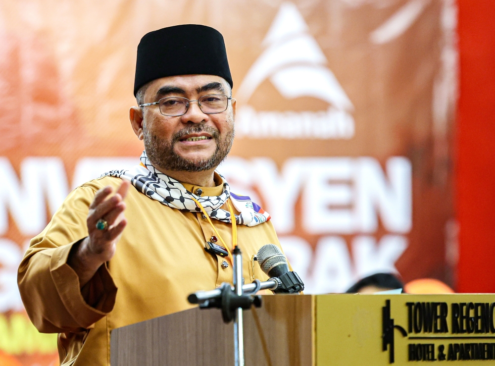 Analysts also expect Amanah vice-president Datuk Seri Mujahid Yusof to vie for the deputy president’s post. — Bernama pic