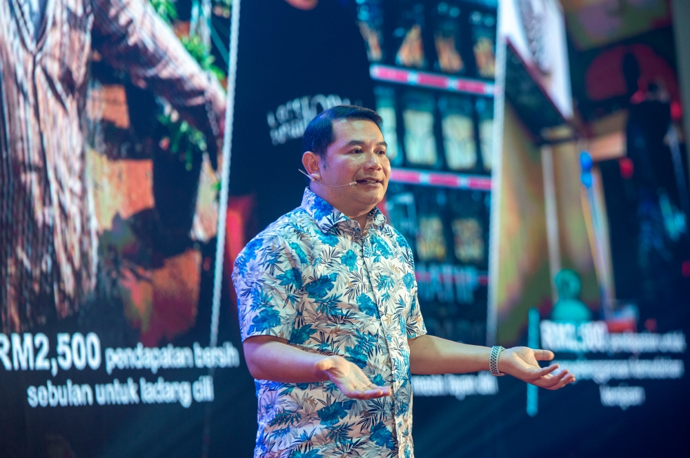 Economy Minister Rafizi Ramli Rafizi said Padu was developed within seven months (May to December this year) and would not involve annual payments to private system providers because it belongs to the government. ― Picture by Shafwan Zaidon