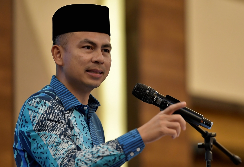 Communications Minister Fahmi Fadzil at the annual general assembly of the Pertubuhan Kebajikan dan Dakwah Islamiah Malaysia (Pekida) at the Ideal Convention Centre Shah Alam, December 29, 2023. — Bernama pic  