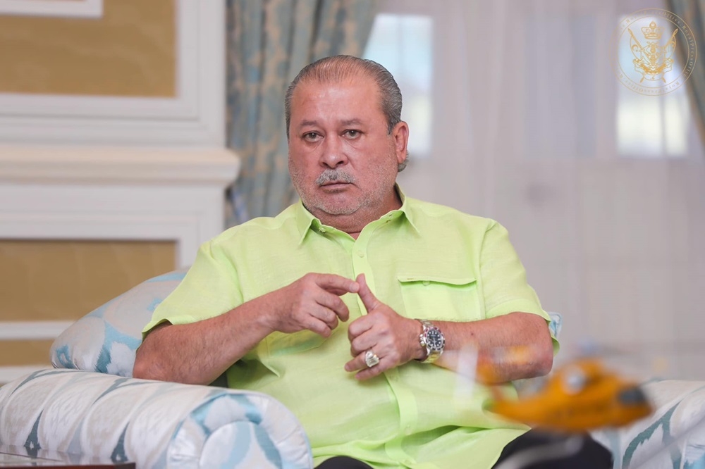 The Sultan of Johor Sultan Ibrahim Sultan Iskandar has decreed that he will not grant any audience starting today until his inauguration as Yang di-Pertuan Agong on January 31. — Picture via Facebook/Sultan Ibrahim Sultan Iskandar