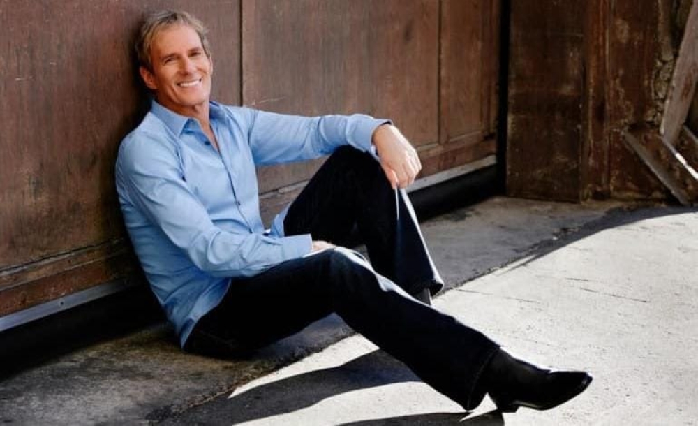 Michael Bolton suspended touring as he recovers from brain tumour surgery. — Picture via Facebook/ Michael Bolton