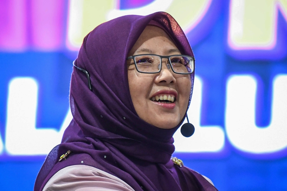 Minister in the Prime Minister (Federal Territories) Dr Zaliha Mustafa said the Federal Territories Minister Council will be activated again for the channelling of inputs towards the planning and formulation of policies as well as the strategic development of Kuala Lumpur. — Bernama pic