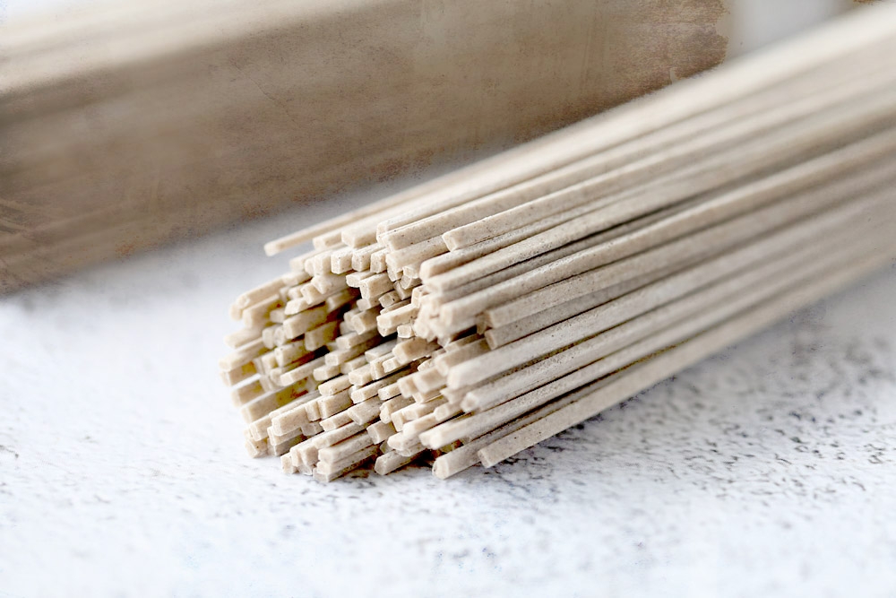 Dried soba (buckwheat) noodles.