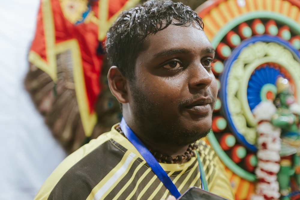 Shastishh said that his grand kavadi weighs between 25kg to 35kg, adorned with additional elements such as Lord Murugan statues, LED lights, peacock feathers, flowers, and milk for idol bathing. — Picture by Raymond Manuel