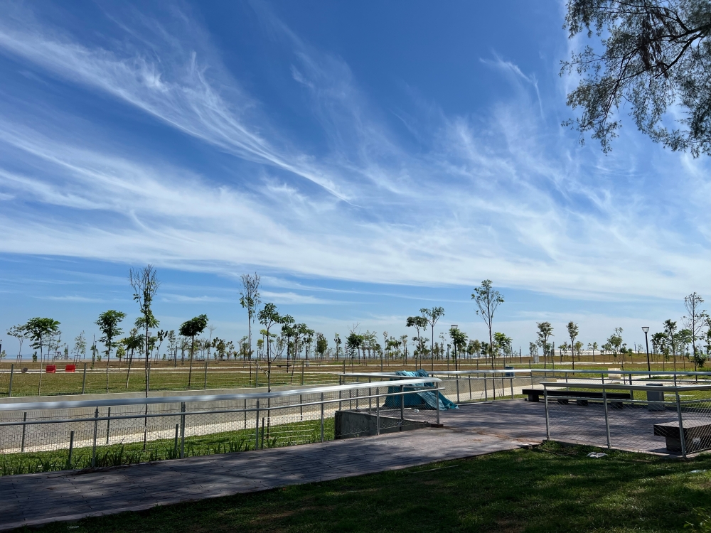 The walking tracks and landscaped recreational spaces at Gurney Bay are completed — Picture by Opalyn Mok