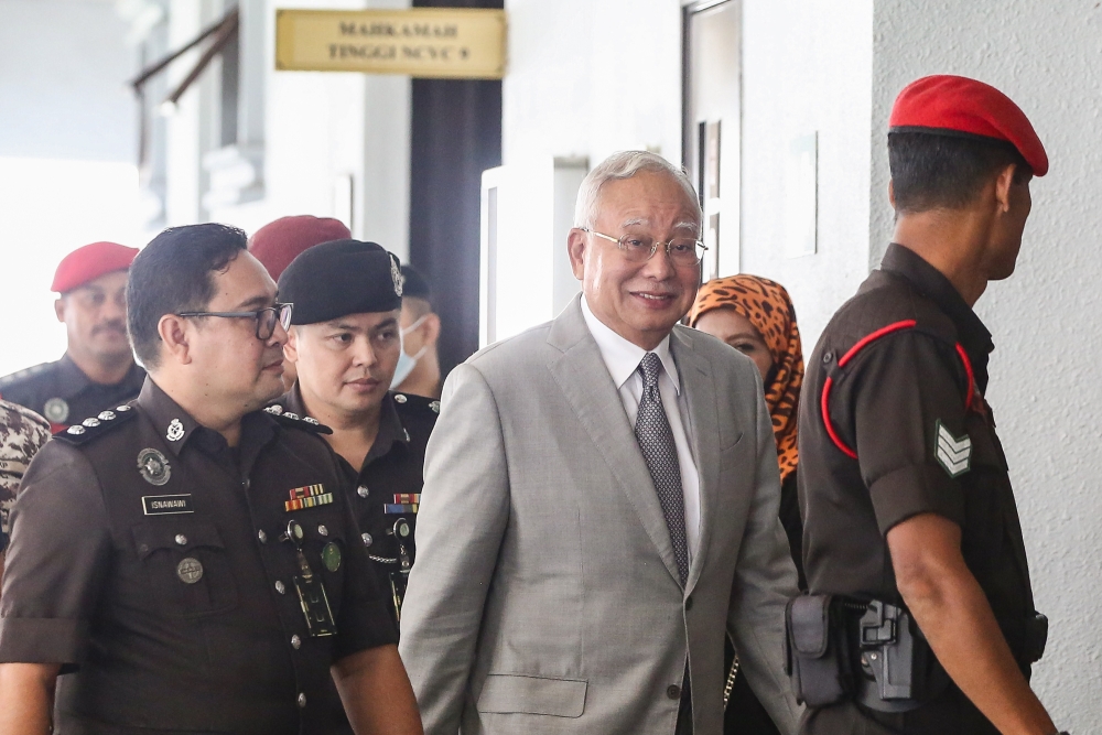 The Federal Territories Pardons Board’s statement via its secretariat did not use the word ‘pardon’ at all when saying it had decided to trim down Datuk Seri Najib Razak’s jail sentence and fine. Under the reduced sentence, the Pardons Board said Najib would be released in 2028 if he pays the RM50 million fine, or be released in 2029 if he does not pay the fine. — Picture by Yusof Mat Isa