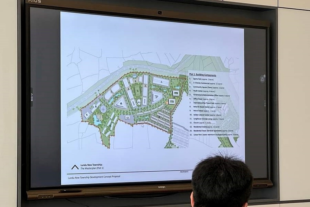 The building plan for the new Bagak township. — Borneo Post pic