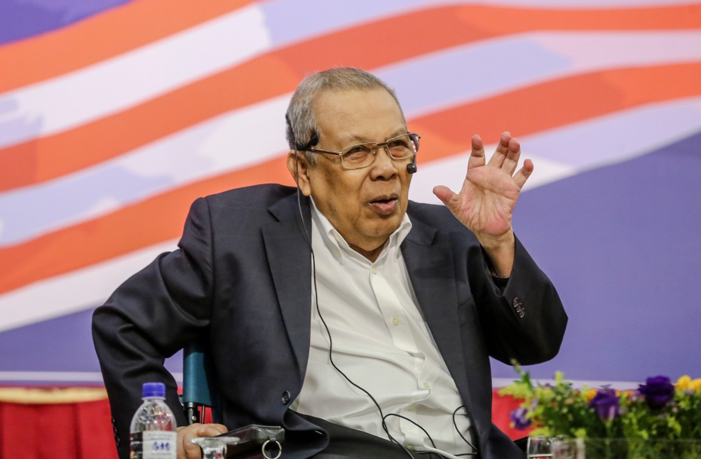 Tun Abdul Hamid Mohamad said he had already brought up the constitutional clash in Kelantan's state enactments as early as 2014, and said that the Federal Court could have struck down more than 16 of the provisions if more had been challenged. — Picture by Firdaus Latif