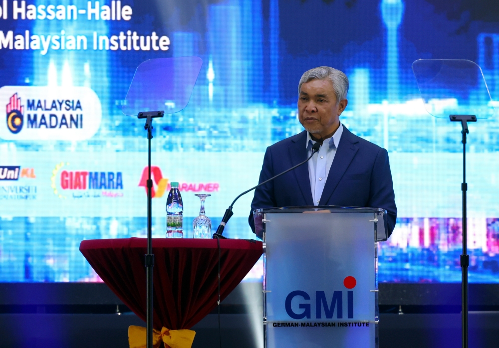 Deputy Prime Minister Datuk Seri Ahmad Zahid Hamidi delivers a speech at the Industry Advisory Council Summit in German-Malaysian Institute, Kajang, March 5, 2024. — Bernama pic 