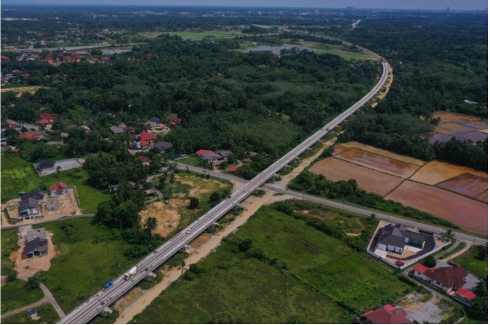 Malaysia Rail Link Sdn Bhd chief executive officer Datuk Seri Darwis Abdul Razak says construction work on the East Coast Rail Link project in Terengganu has reached 80.28 per cent progress as of last February. ― Bernama pic