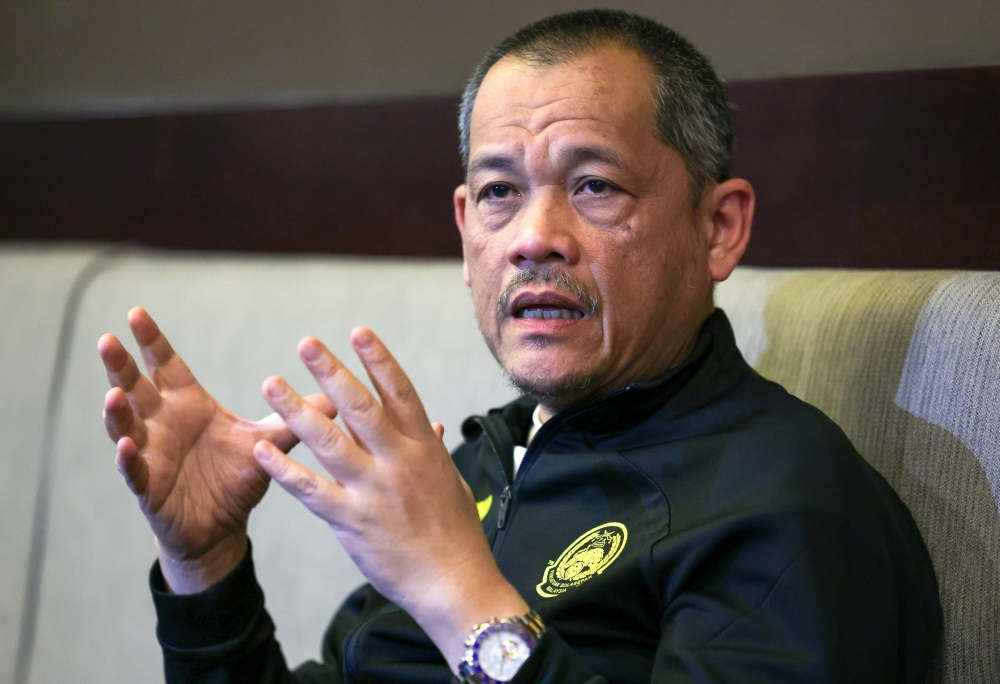 Football Association of Malaysia (FAM) president Datuk Hamidin Mohd Amin speaks during a press conference in Kuala Lumpur January 27, 2024. — Bernama pic