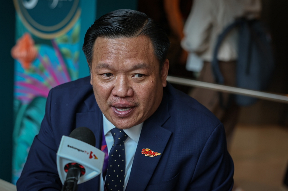 Selangor Information Technology and Digital Economy Corporation (Sidec) chief executive officer Yong Kai Ping said the integrated circuit (IC) hub, located in Puchong, Selangor, is expected to begin operations in July and contribute to the state’s economic growth. — Bernama pic 