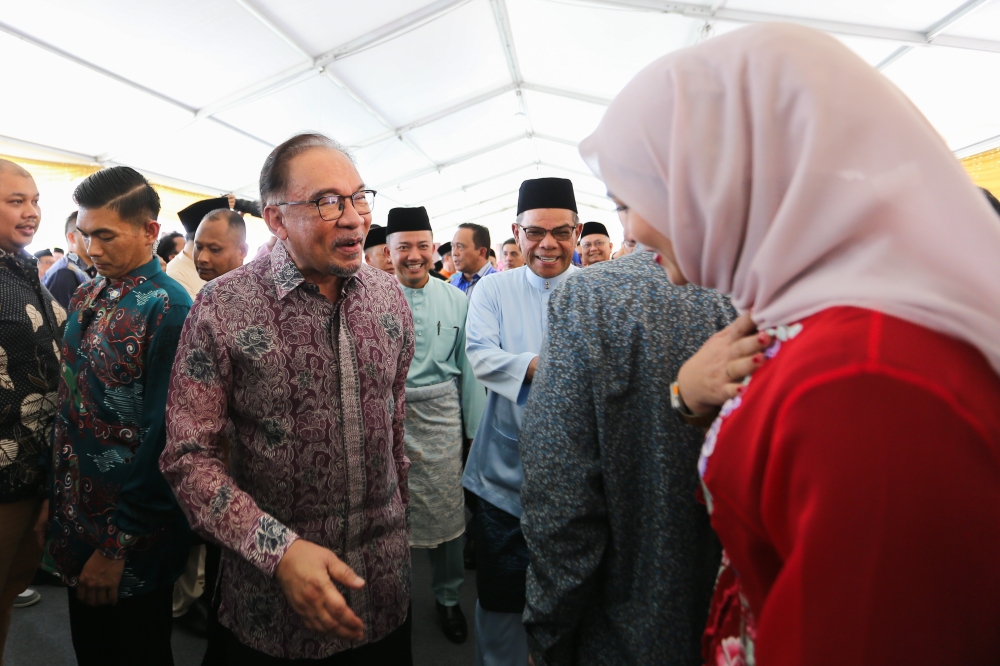 Prime Minister Datuk Seri Anwar Ibrahim at the Home Ministry’s Aidilfitri celebration and the handover ceremony of the MCBA terms of reference in Putrajaya, May 2, 2024. — Picture by Miera Zulyana