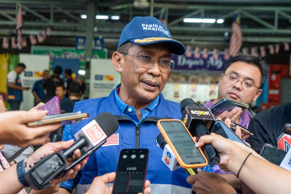 Last Monday, PAS secretary-general Datuk Seri Takiyuddin Hassan warned that PN would file an election petition to court if PH wins the Kuala Kubu Baru by-election. — Picture by Shafwan Zaidon
