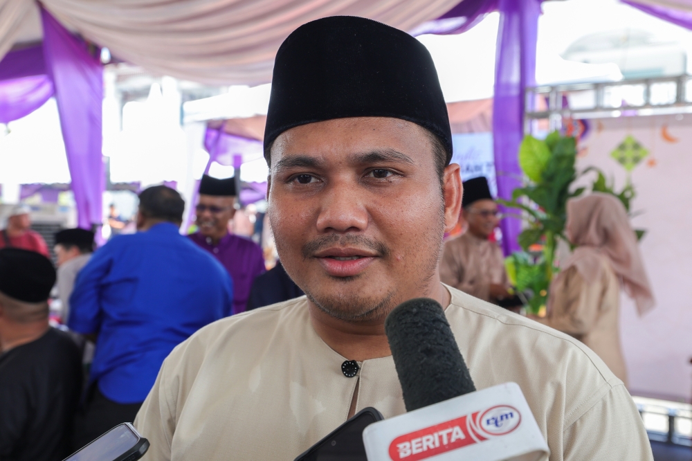 Johor Public Works, Transport, Infrastructure and Communications Committee chairman Mohamad Fazli Mohamad Salleh said the cost for the public transport project is estimated to be nearly RM7 billion. — Bernama pic