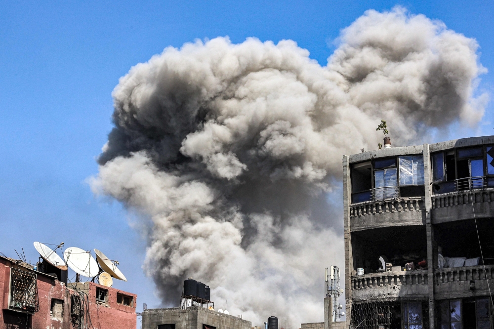 Israeli bombs Jabalia. — AFP pic