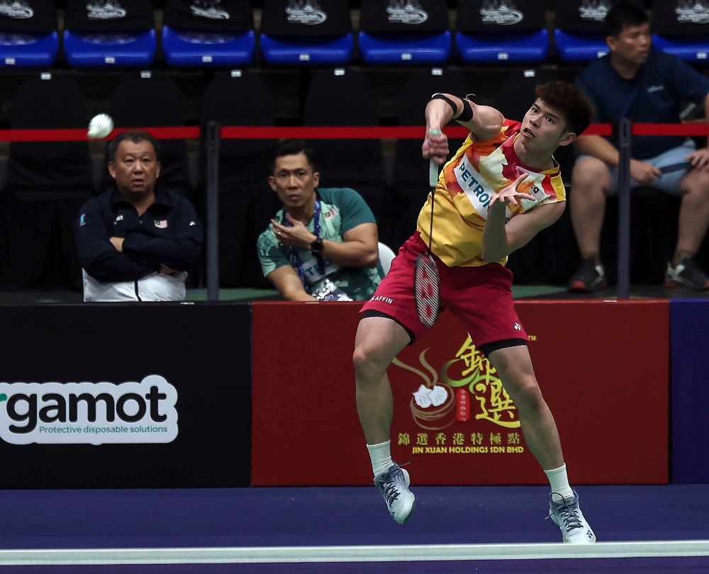 File picture of Leong Jun Hao, the 2017 Asian Junior champion, at the quarter-finals of the Super 100 tournament at the Titiwangsa Stadium, November 3, 2023. — Bernama pic   