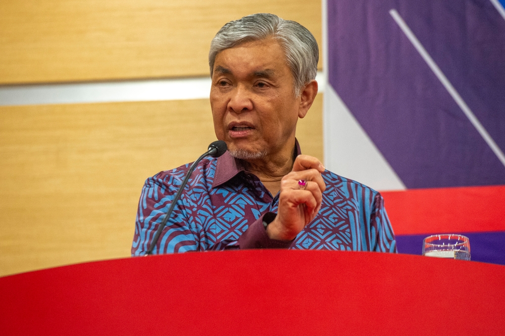 Deputy Prime Minister Datuk Seri Ahmad Zahid Hamidi said the exploration of renewable energy not only reduces the country’s dependence on fossil fuels but also helps reduce the government’s burden in the distribution of electricity subsidies. — Picture by Shafwan Zaidon