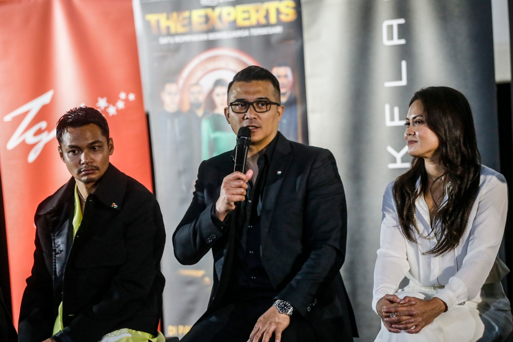 Datuk Aaron Aziz said that ‘The Experts’ gave him the chance to show a side of him he had never shown on screen before. — Picture by Hari Anggara.