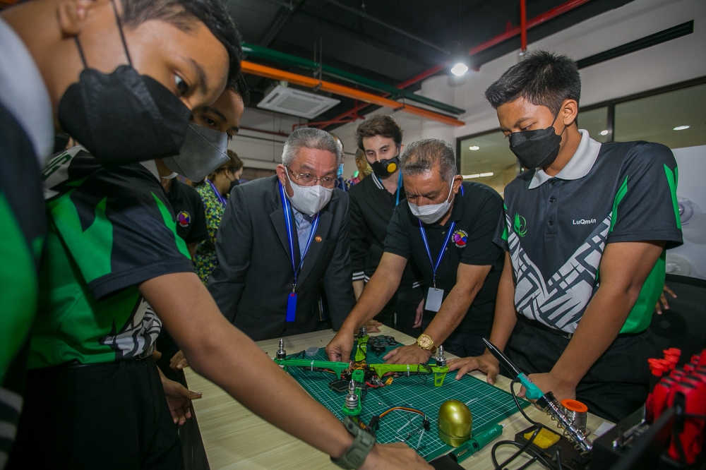 To attract more students to engineering studies, Datuk Ts Feroz Hanif Mohamed Ahmad recommended the introduction of nationwide awareness campaigns targeting students, parents, and educators to showcase the diverse and lucrative career opportunities in STEM fields. — Picture by Devan Manuel