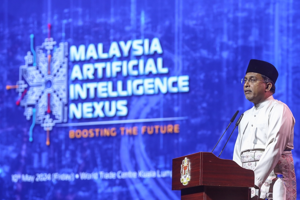Minister of Higher Education, Datuk Seri Dr. Zambry Abd Kadir said that Malaysia is charting a course towards a new era, in its resolve to not lag, but to lead the global AI agenda, by establishing itself as a prominent hub for AI development and innovation. — Picture by Yusof Mat Isa