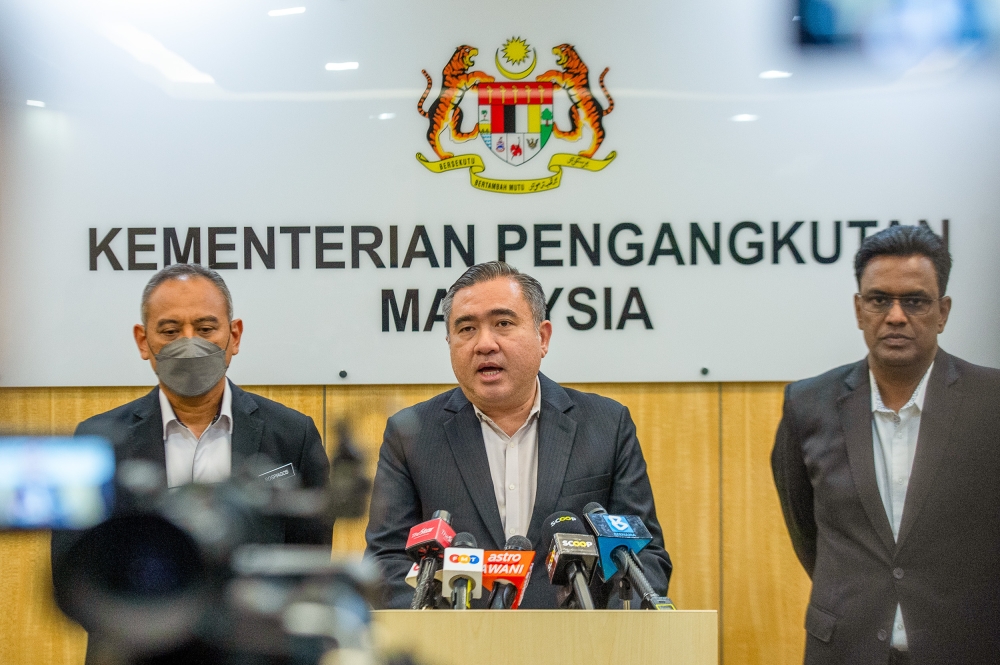 Transport Minister Anthony Loke, who was accused of misleading Parliament because he said GIP’s involvement in the privatisation bid is merely an ‘assumption’, said MAHB’s takeover could fast-track ‘strategic decisions’ that could boost MAHB’s performance, a view supported by several free-market thinking economists. — Picture by Shafwan Zaidon