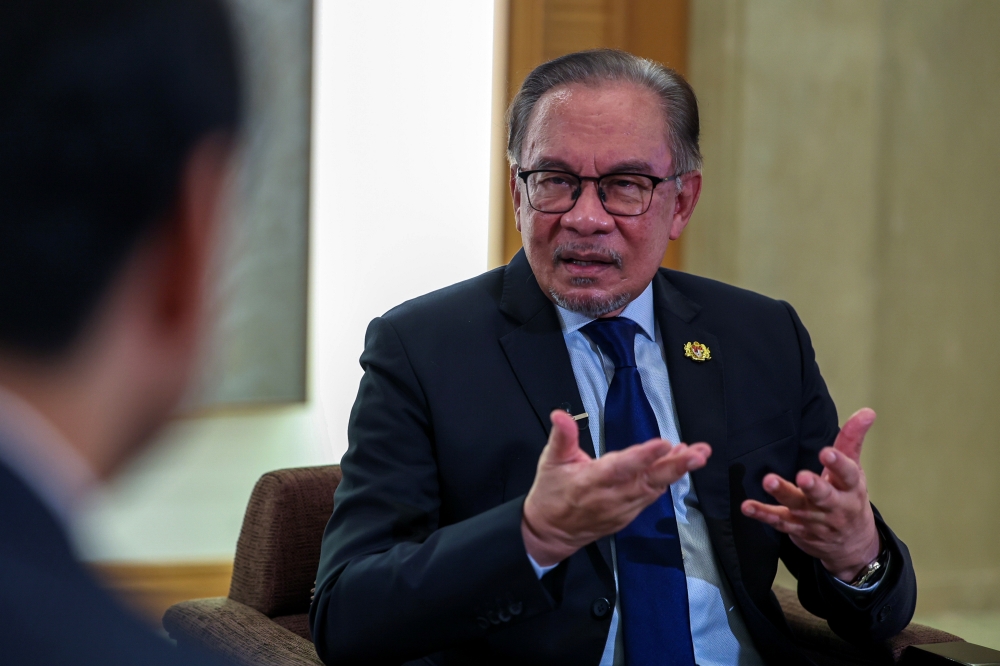 PM Datuk Seri Anwar Ibrahim said their intention to recognise the state of Palestine, as announced by their prime ministers yesterday, is an acknowledgment of the Palestinian people’s right to self-determination, sovereignty and dignity. ― Bernama pic