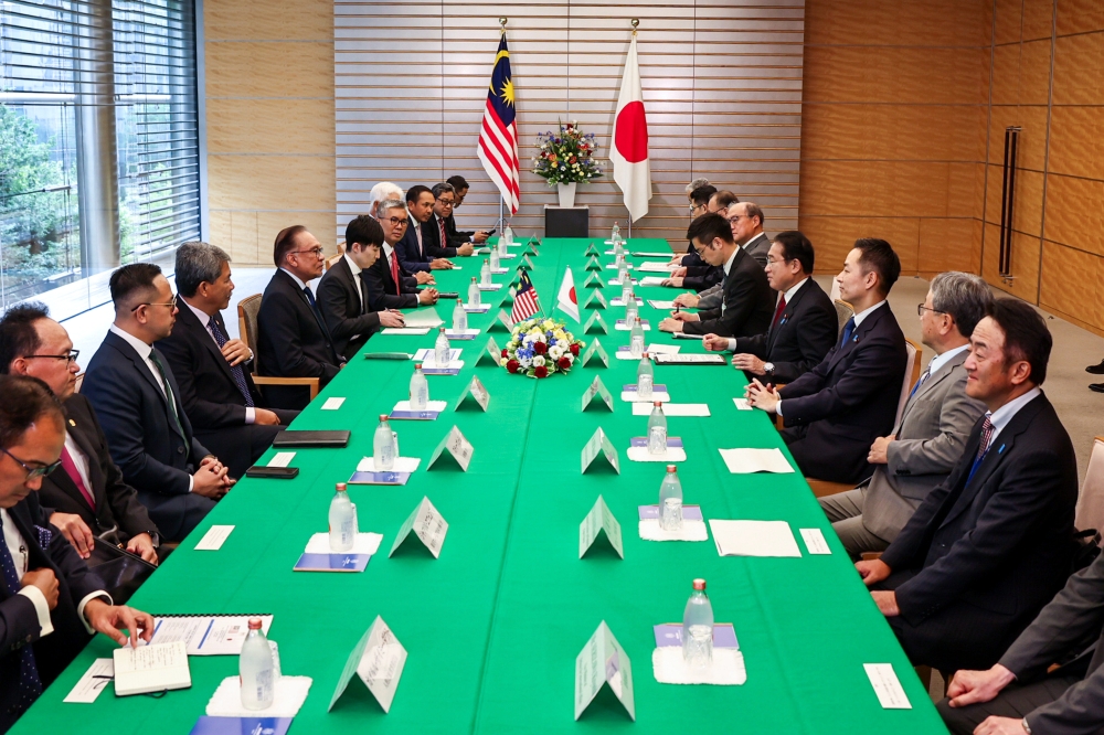 Malaysian Prime Minister Datuk Seri Anwar Ibrahim with his counterpart, Fumio Kishida on a Bilateral Meeting during 29th International Conference on the Future of Asia: Asian Leadership in an Uncertain World (Nikkei Conference) at Prime Minister’s Office in Tokyo May 23, 2024. — Bernama pic