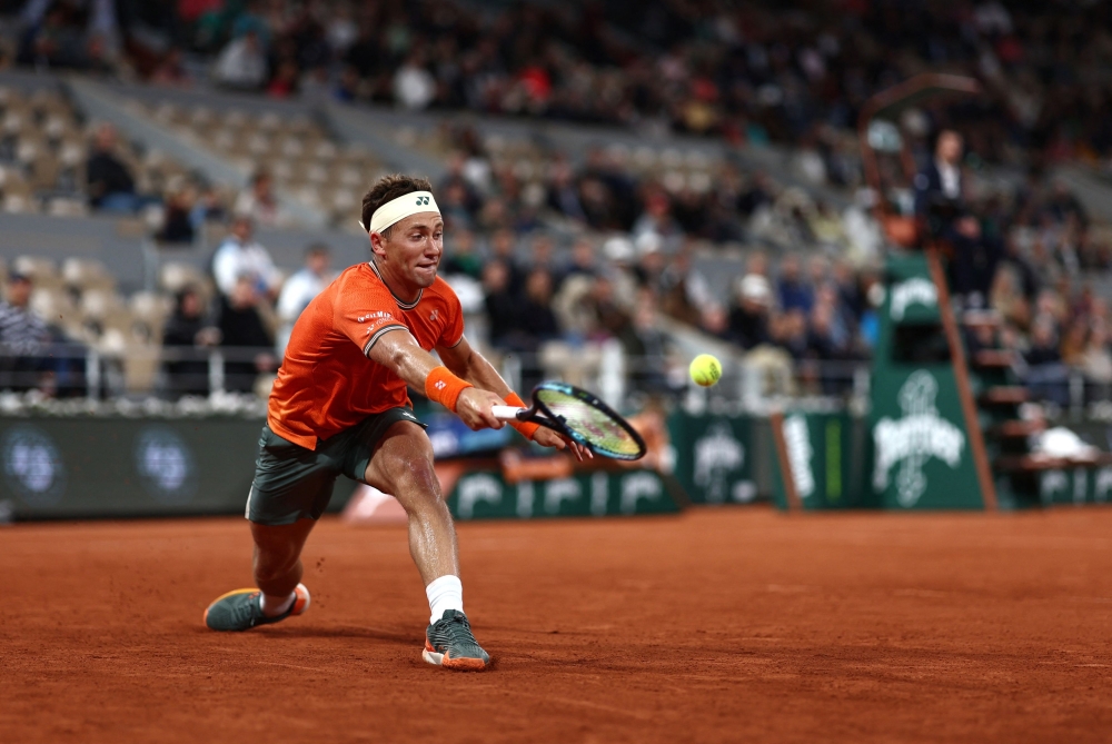 Norway’s Casper Ruud in action during his first round match against Brazil’s Felipe Meligeni Alves at Roland Garros, Paris, May 28, 2024. — Reuters pic 