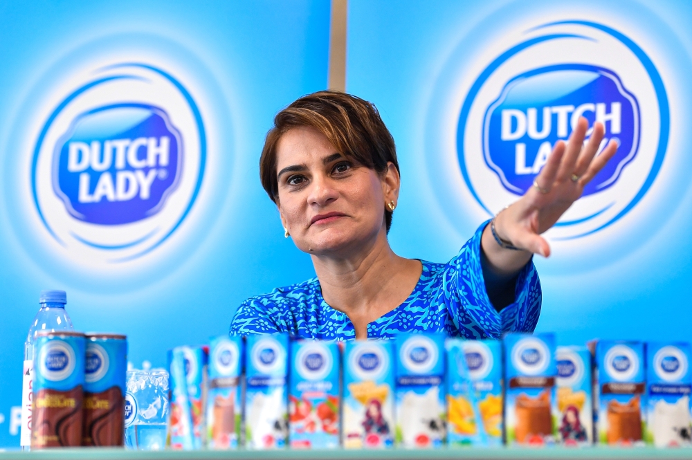 Managing Director Dutch Lady Milk Industries Berhad Ramjeet Kaur Virik speaks during a press conference on the Inauguration Of Dutch Lady Milk Industries Berhad Manufacturing Facility at Bandar Enstek May 30, 2024. — Bernama pic