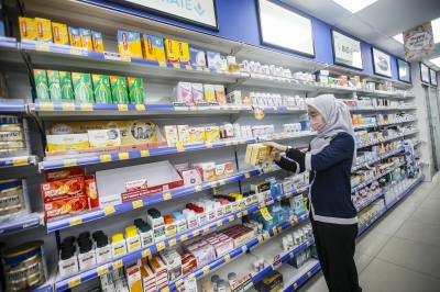 在马来西亚价值数十亿令吉的膳食补充剂行业中，人们对假冒产品的担忧日益增加，这些产品会损害消费者的安全