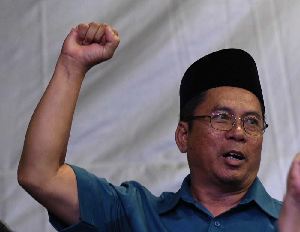 Nibong Tebal PAS vice-chief Abidin Ismail is announced as the Perikatan Nasional (PN) candidate for the Sungai Bakap state by-election next month in Nibong Tebal, June 15, 2024. — Bernama pic