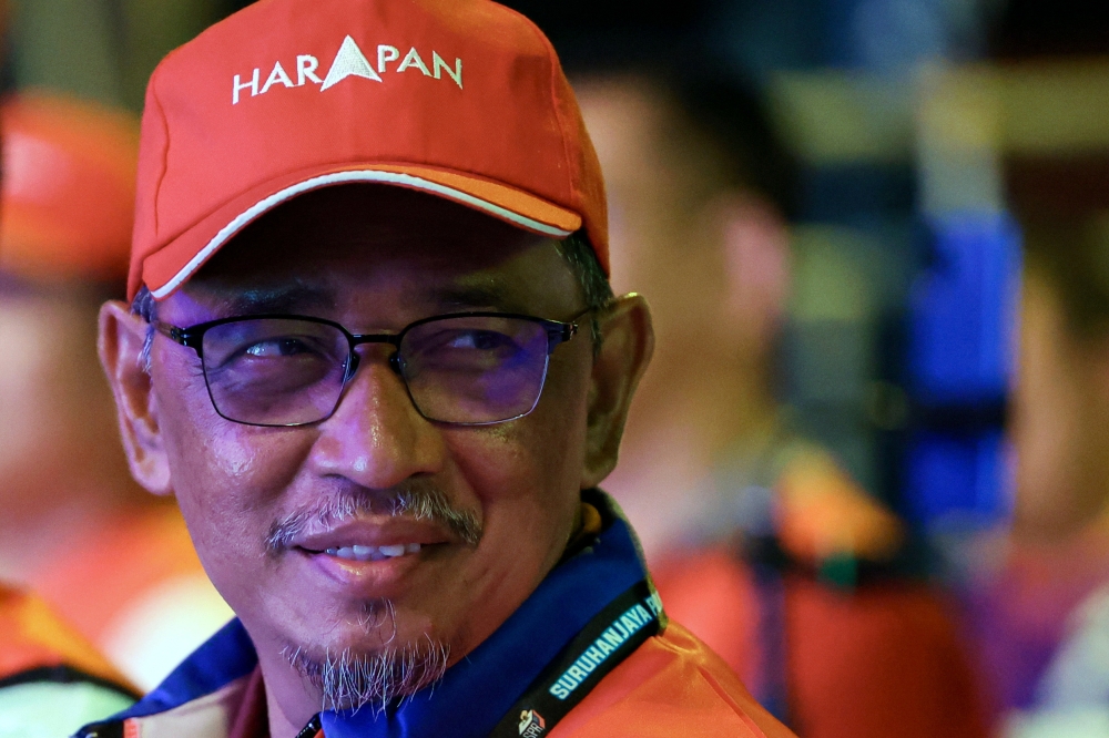 PKR’s Joohari Ariffin is representing Pakata Harapan in the by-election. — Bernama pic