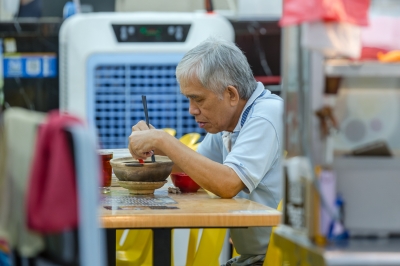 人类学家称老年生活中心是马来西亚文化和经济转变的体现