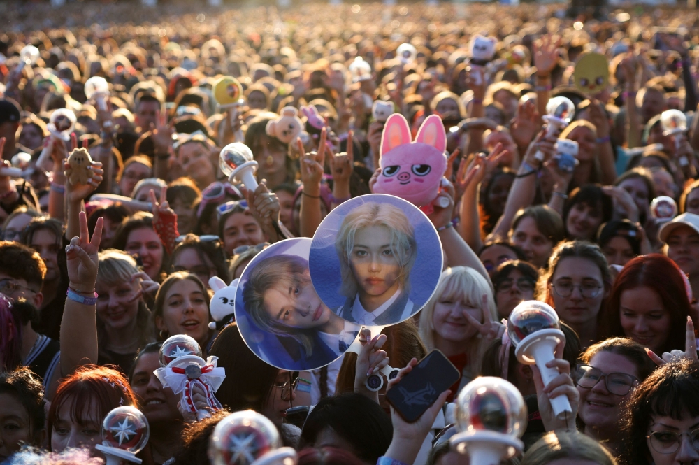 K-pop stars Stray Kids rock BST Hyde Park Fest in London as they gear ...