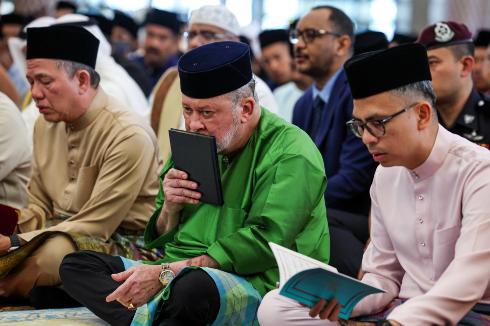 His Majesty Sultan Ibrahim at the Yasin Recital and Doa Selamat at Masjid Negara, July 18, 2024. — 