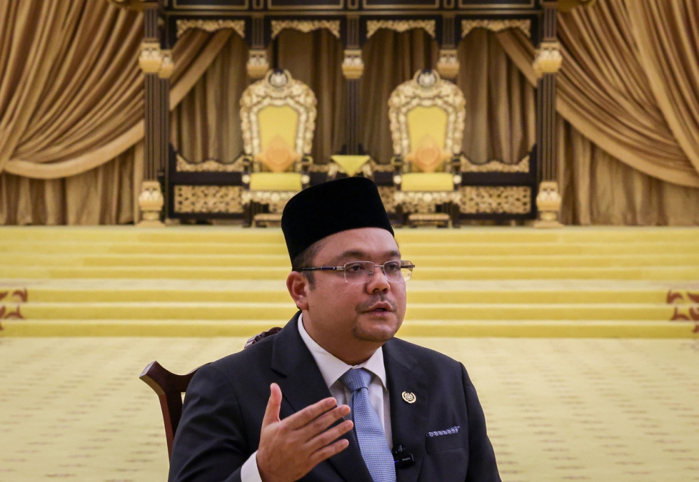 Grand Chamberlain of Istana Negara Datuk Azuan Effendy Zairakithnaini speaks to Bernama in Kuala Lumpur July 1, 2024. — Bernama pic