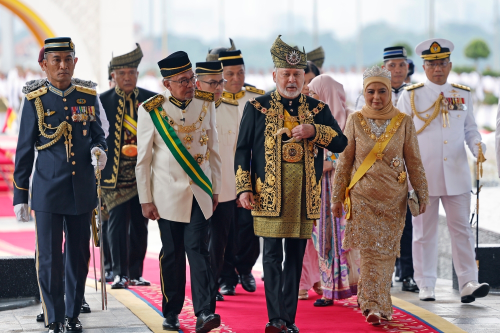 Cabinet members today congratulate and express their loyalty to His Majesty Sultan Ibrahim and Her Majesty Raja Zarith Sofiah. — Bernama pic