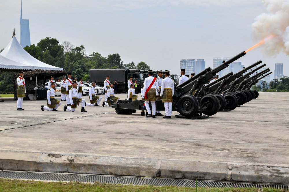 Members of the 41st Battery of the Royal Artillery Regiment (Ceremonial) conduct a 21-gun salute in honour of the installation of the 17th King at Istana Negara in Kuala Lumpur July 20, 2024. — Bernama pic