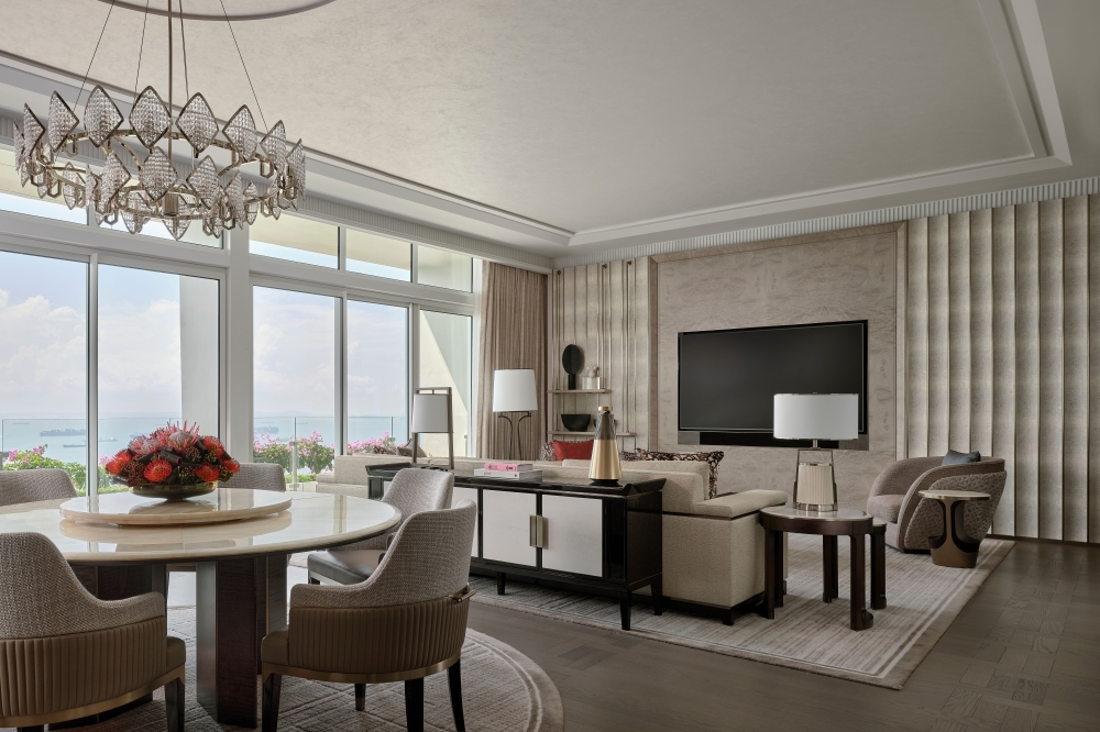 Marina Suite is part of the Paiza Royal Collection offered by MBS.